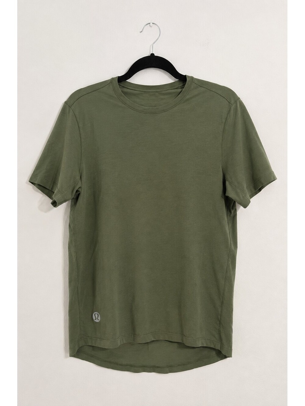 Lululemon Men’s M Olive Green Short Sleeve Performance T-Shirt